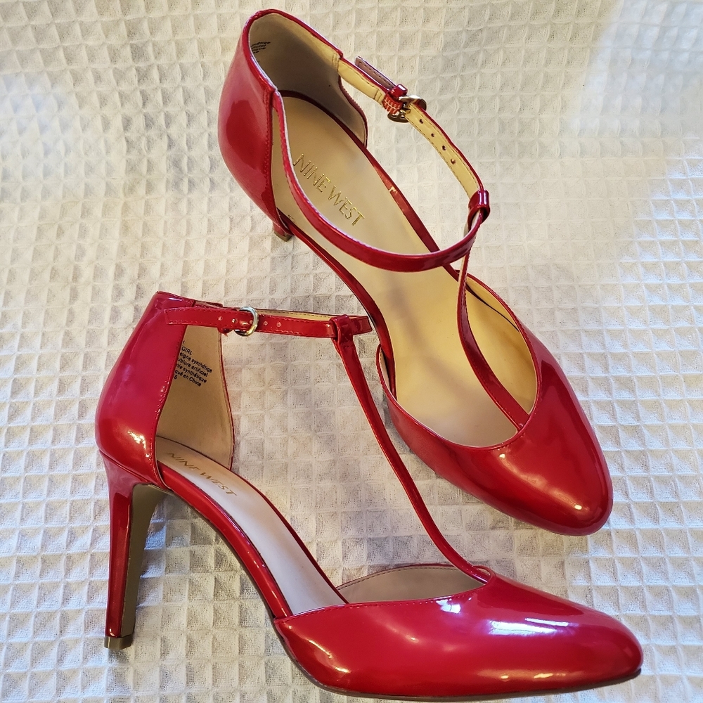NWOT Nine West Hey Girl Patent
